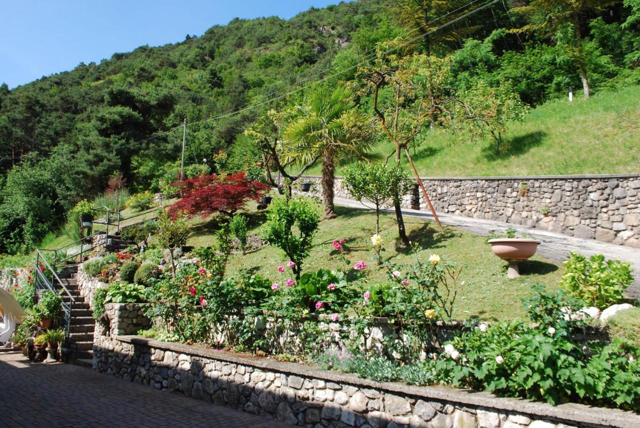Rustico Massimo - Rebomaholidays Tignale Esterno foto